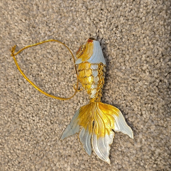 Metal Gold Fish Ornament Decoration Charm - Picture 2 of 3
